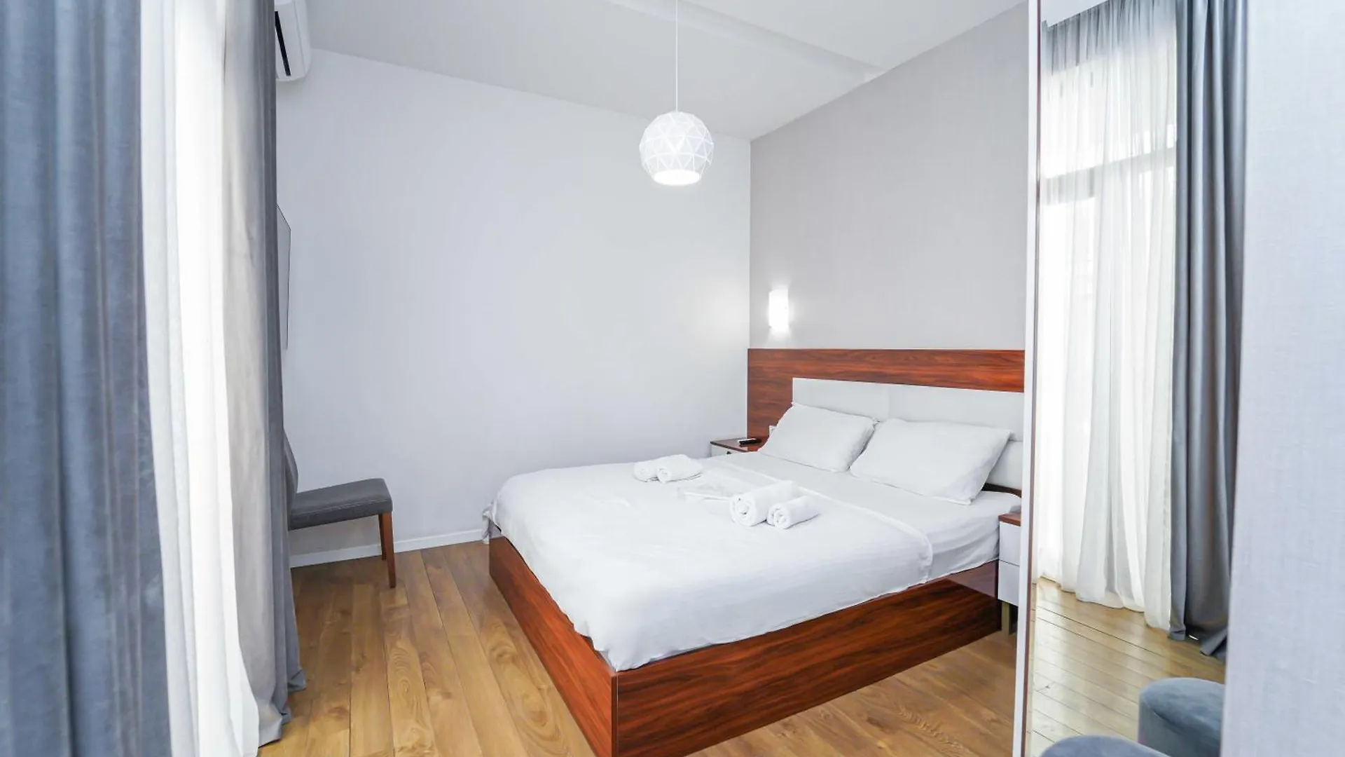 New Penthouse On Avenue Melikishvili, City Center Tbilisi