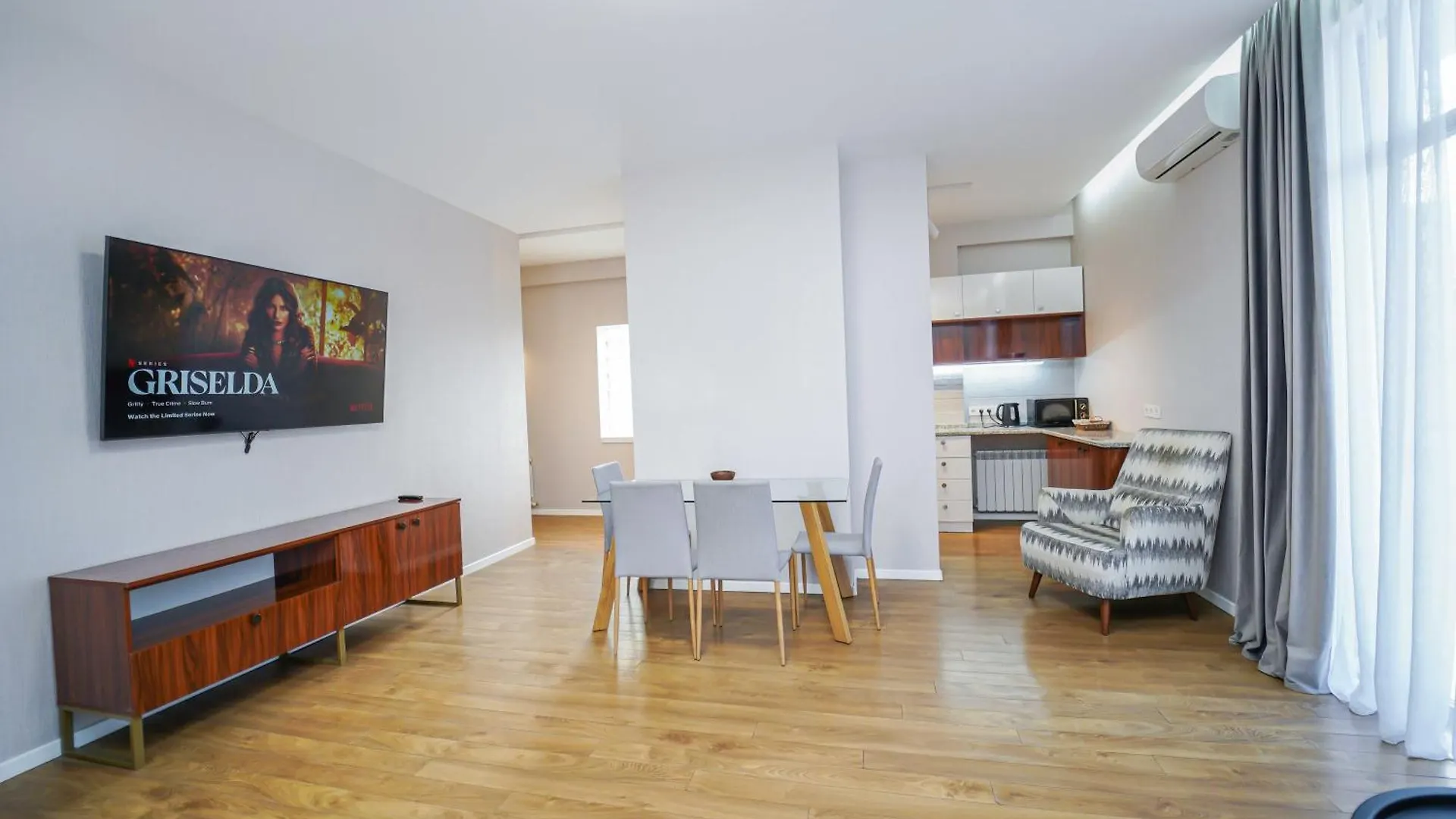 New Penthouse On Avenue Melikishvili, City Center Tbilisi Apartment