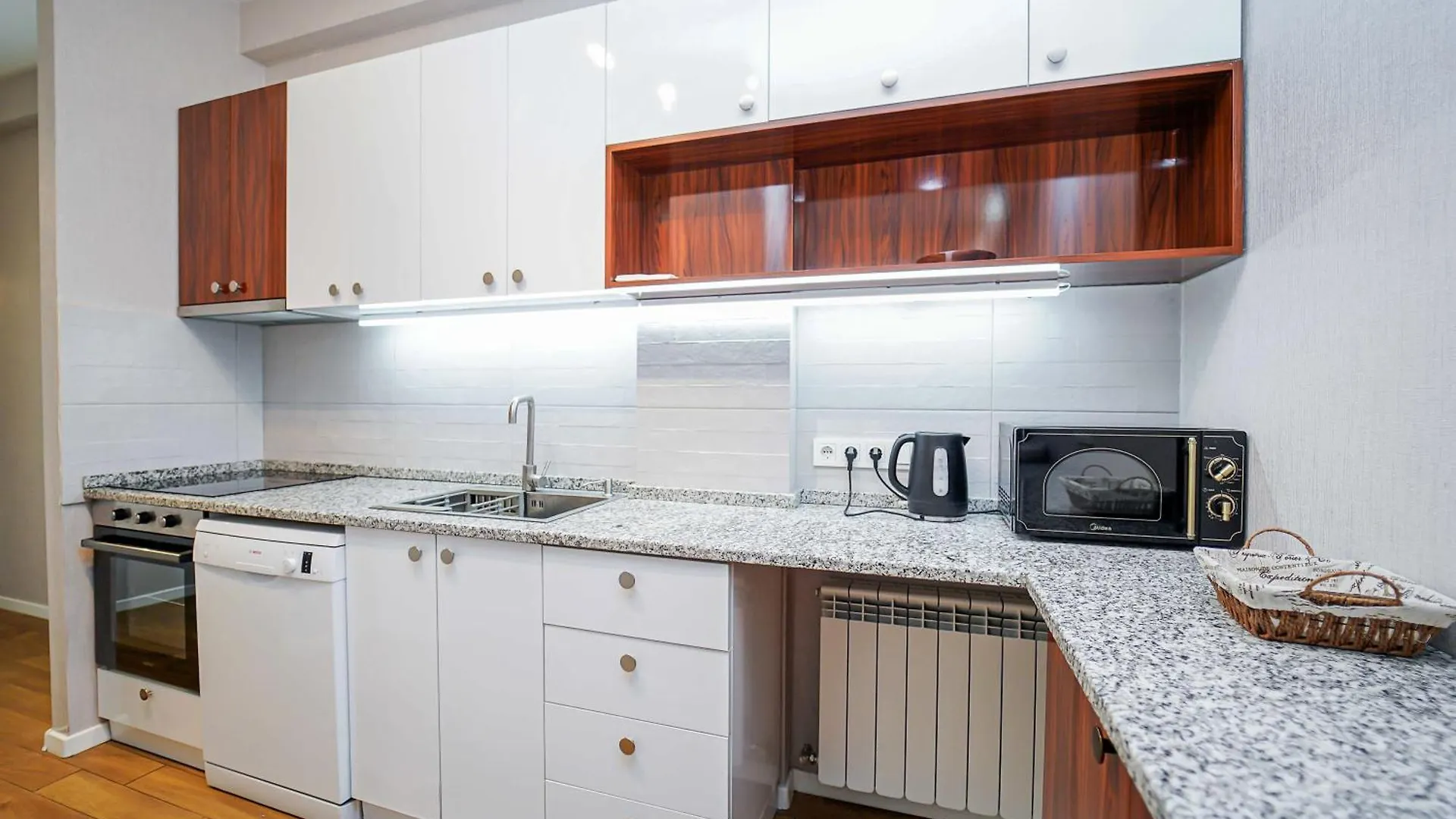 New Penthouse On Avenue Melikishvili, City Center 트빌리시 아파트